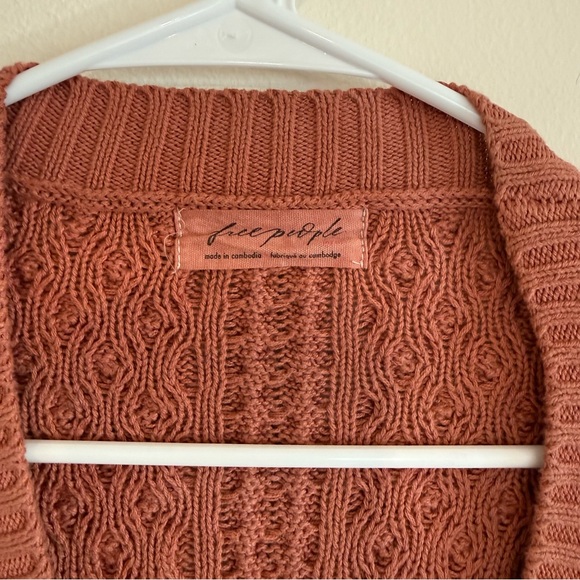 Free People- Washed Ashore Cable Knit Cardigan, Pink Mauve Size M (OVERSIZED) - Picture 8 of 10